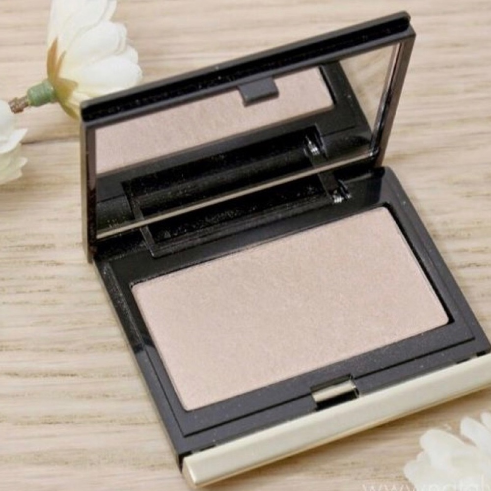 Kevyn Aucoin Highlighter-Candlelight